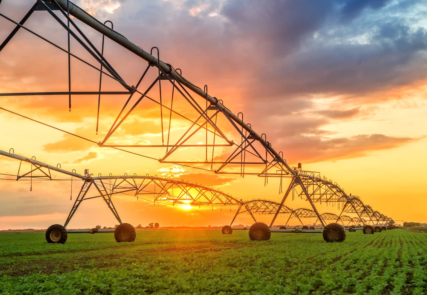 Linear irrigation equipment